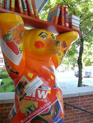 Schlaub&auml;r mit B&uuml;chern